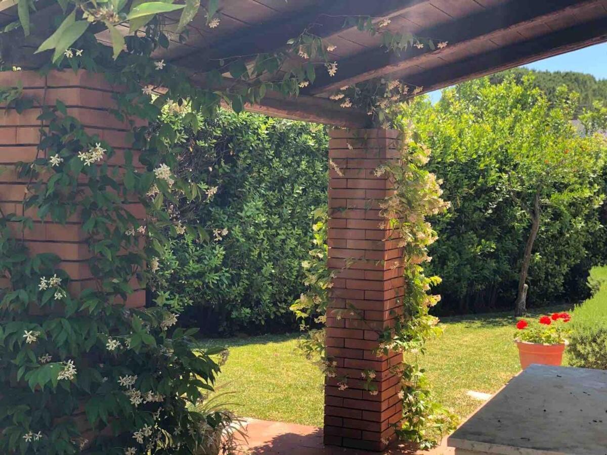 Le Tre Palme Villa Fontane Bianche Kültér fotó