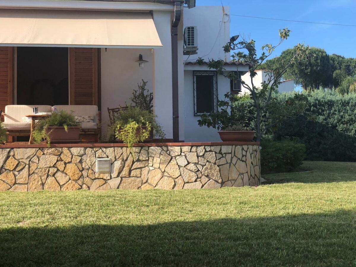 Le Tre Palme Villa Fontane Bianche Kültér fotó